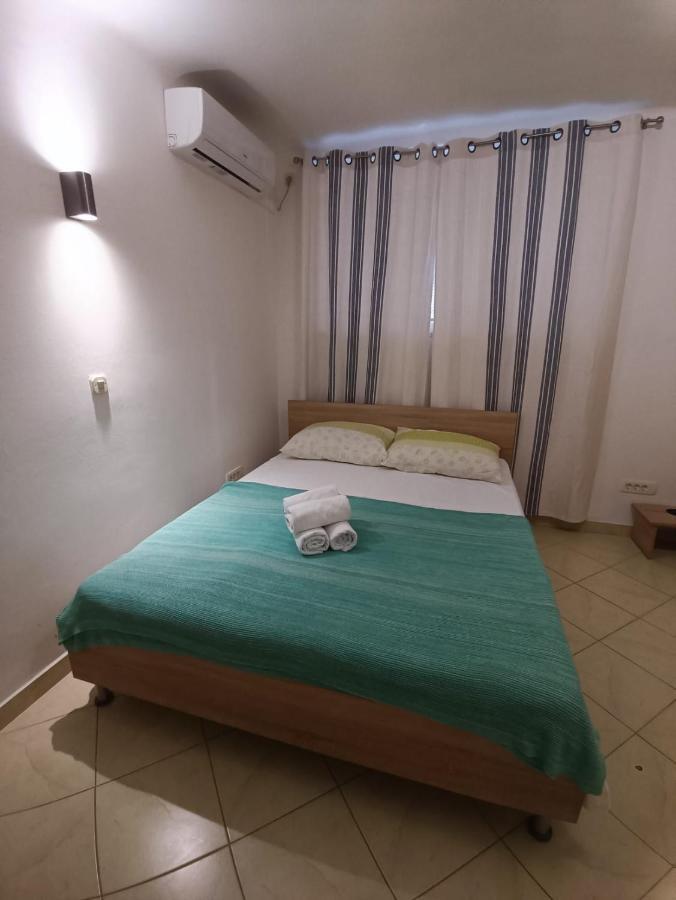 Apartments Stojanac สปลิท ภายนอก รูปภาพ